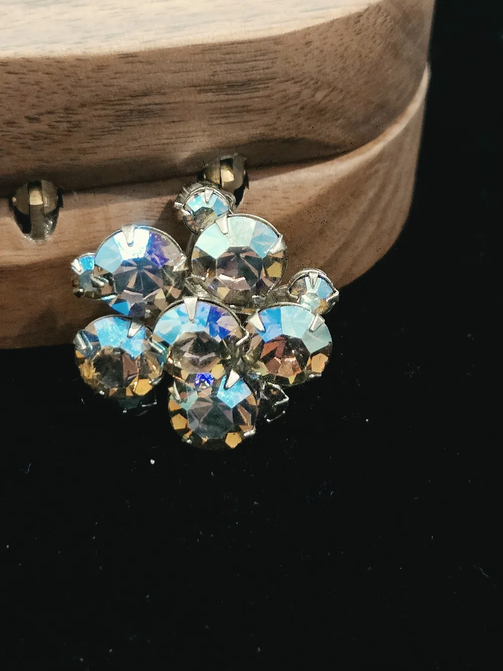 Vintage Aurora Crystal Cluster Brooch - Iridescent Blue